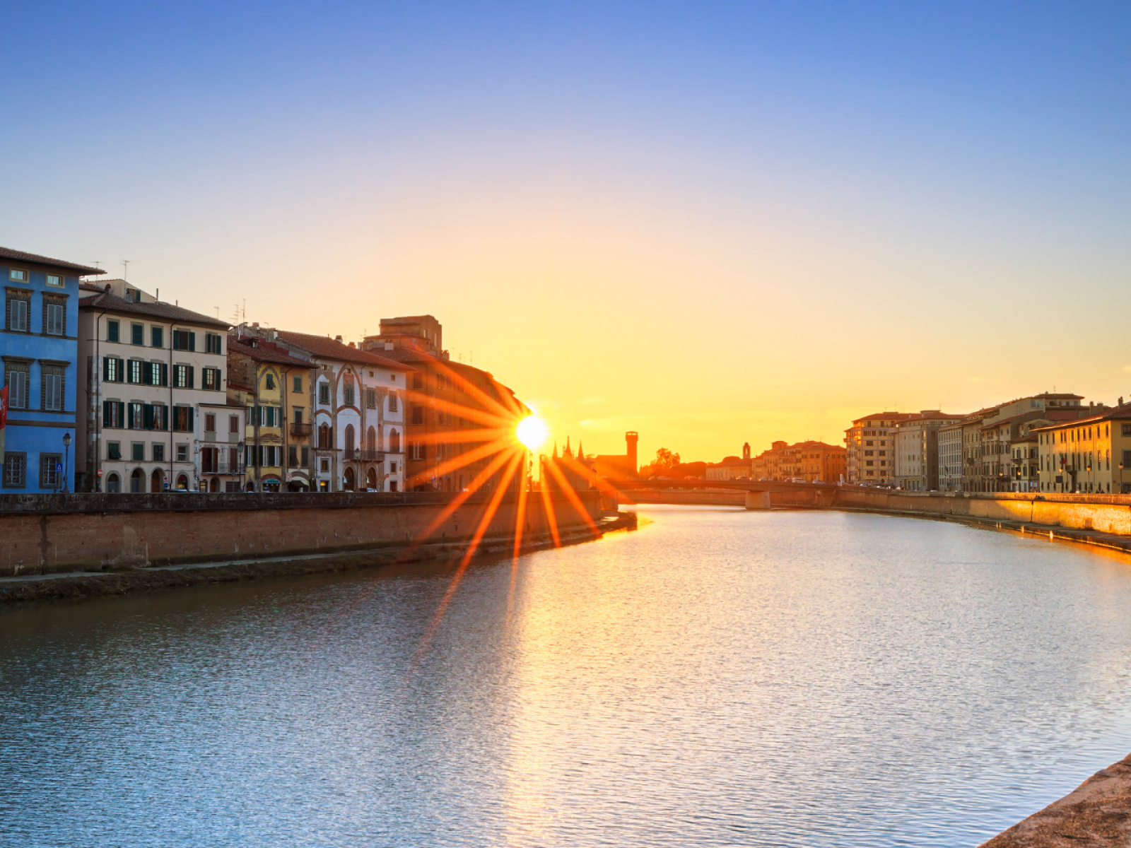 lungarno pisa